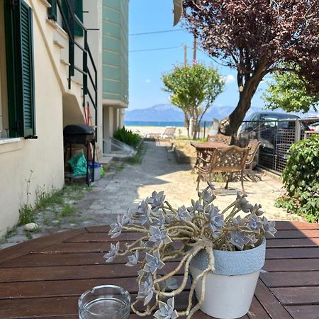 Παγώνα, By The Sea Apartment Pefki  Bagian luar foto